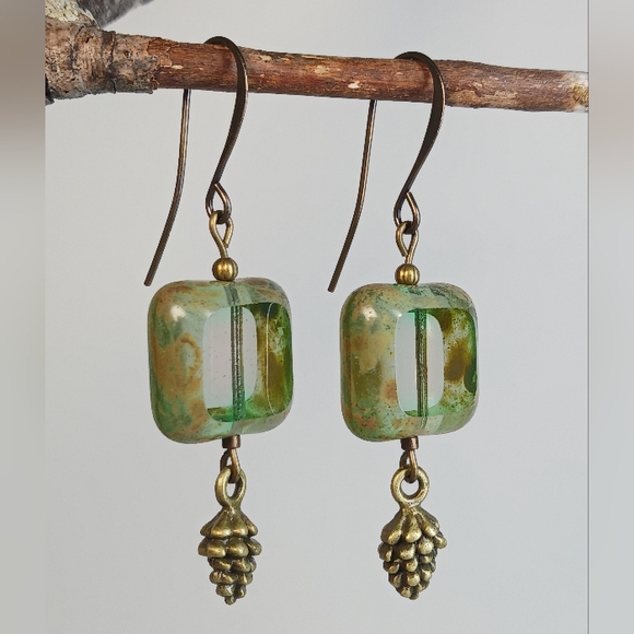 HAND CRAFTED EARRINGS Green Czech Glass Pine Cone Brass Bronze Dangle Drop - Picture 2 of 6